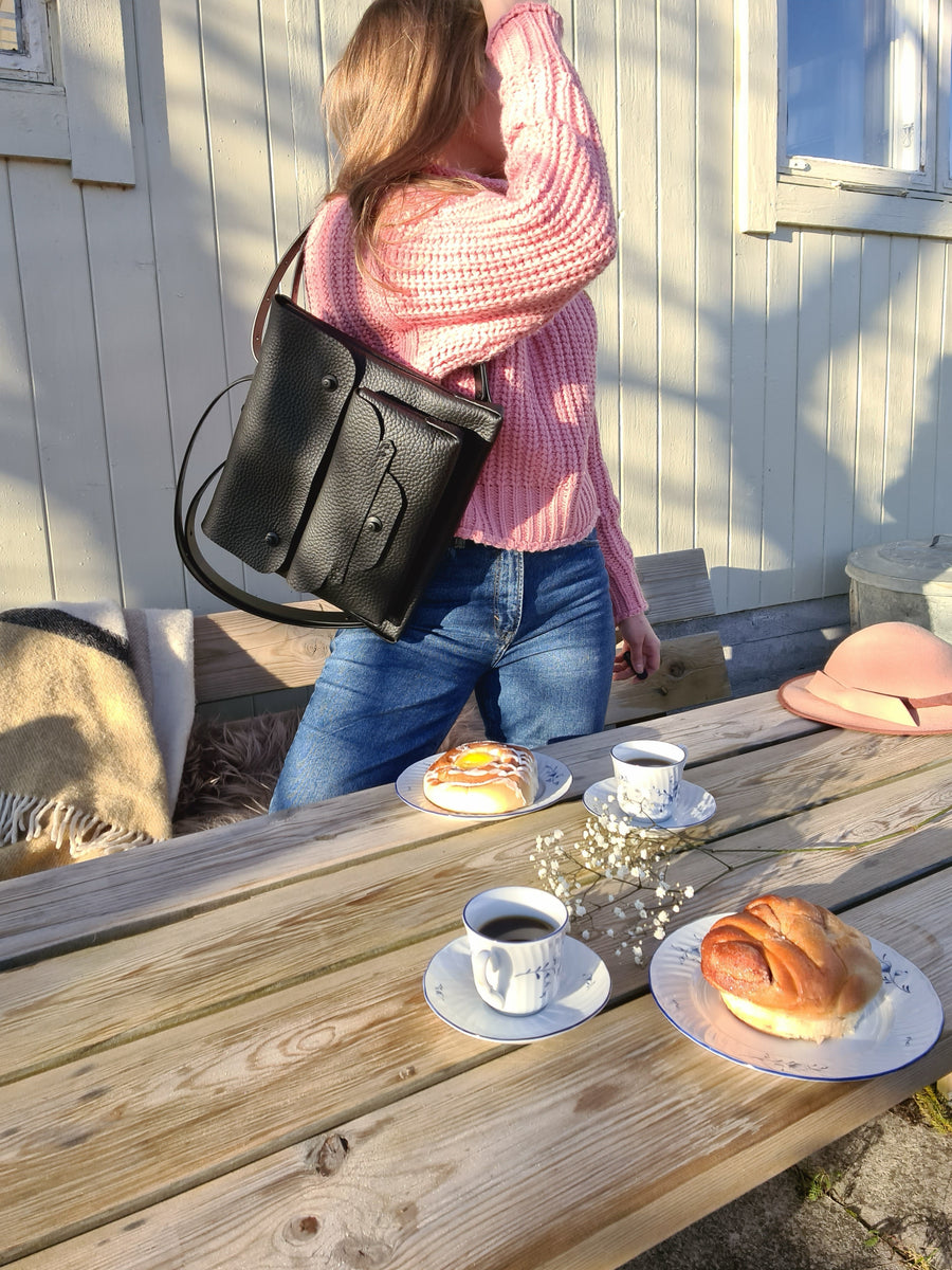 Choosing the right handbag