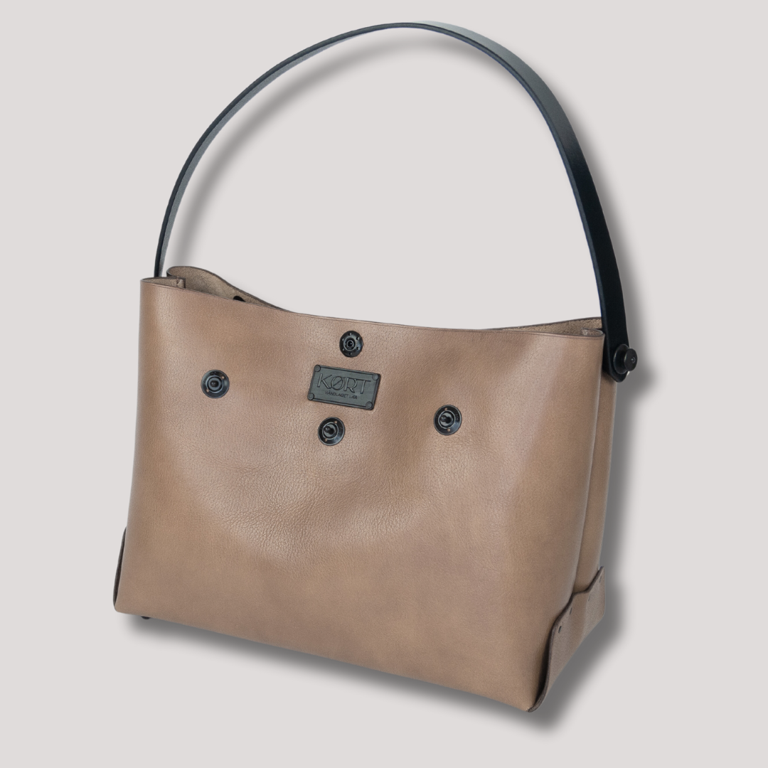 Norwegian made multifunctional leather handbag workbag Kassowari 33 Kort
