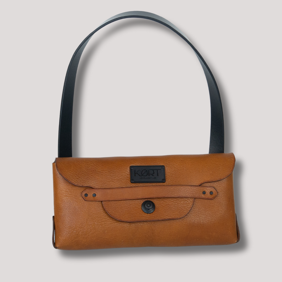 Courtney Clutch Tan