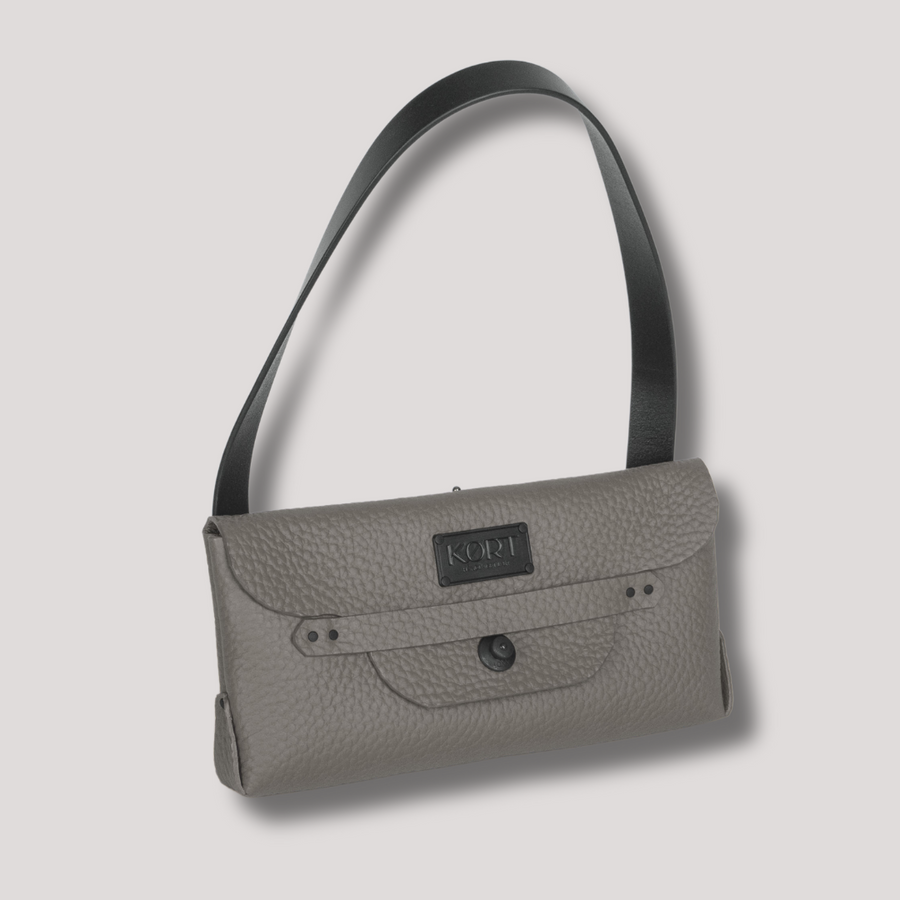 Courtney Clutch Italian leather Taupe